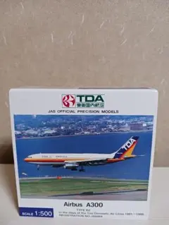TDA 東亜国内航空 Airbus A300 Scale 1:400 TDA 東亜国内航空 Airbus A300 Scale 1:400