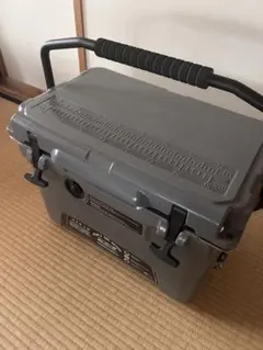 紀州釣りクーラーボックス(脚伸縮性タイプ) - メルカリ