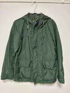 ユニクロ アウター 緑 フード付き