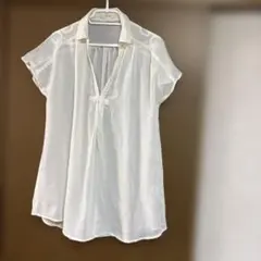 HusHusH 半袖 ブラウス パール装飾のサムネイル