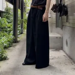 H&M wide slacks ワイドスラックスパンツ　イージーパンツ　フレアのサムネイル