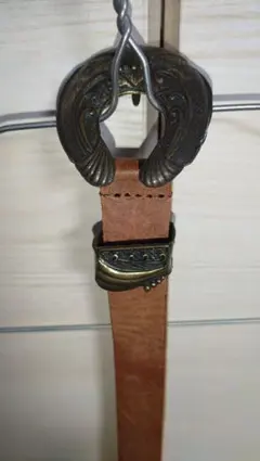 ブラウンレザー ベルト 装飾バックル
