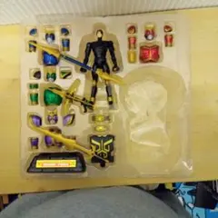 装着返信仮面ライダークウガ5ライジングフォームセット