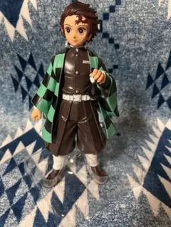 炭治郎 フィギュア 黒緑チェック柄