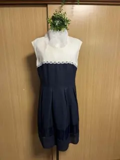 PEYTON place ノースリーブひざ丈ワンピース　13号