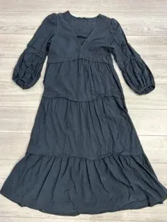 ZARA カットワーク花刺繍 Ｖネックティアードワンピース XS 黒