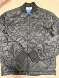 adidas ブラック キルティングジャケット