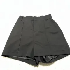 イング INGNI 黒 短パン フリーサイズ