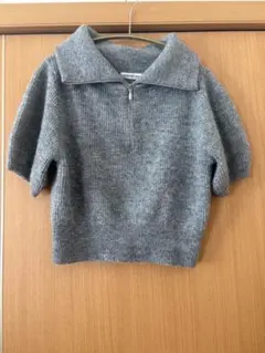 ナチュラルビューティーベーシック ハーフジップ半袖ニット　グレー セーター