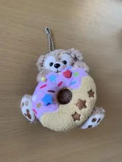 ダッフィー ドーナツ フィルドウィズジョイ ディズニー ぬいぐるみバッジ