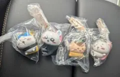 ちいかわ寿司フィギュアキーホルダー　ちいかわハチワレくりまんじゅうモモンガ