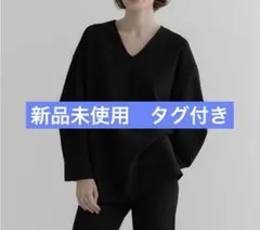 新品　YONFA ヨンファ Vネックプルオーバー