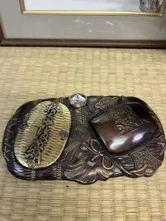 ☆最終値☆煙草入れ 金具 前金具 裏座 彫金 金象嵌 叺 目貫 - メルカリ
