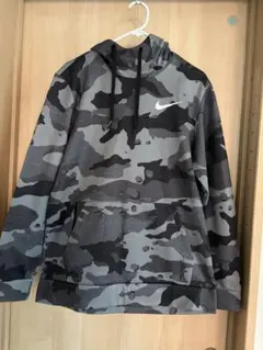 Nike ナイキ　パーカー Mサイズ