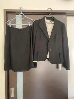 卒業式用　INDIVI ブラック　ジャケット スカート 3点セット　9号