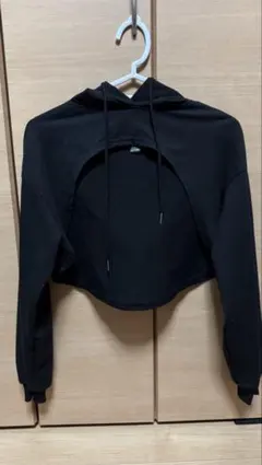 SHEIN ブラック クロップドパーカー S