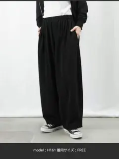 LUCA　ワイドテーパードパンツ　ブラックのサムネイル