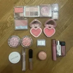 ほぼ新品 韓国 日本 アイシャドウ リップ チーク コスメ 18点セット