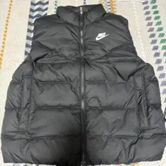 ⭐︎週末限定値下げ⭐︎NIKE THERMA-FIT ダウンベスト ブラックMサイズのサムネイル