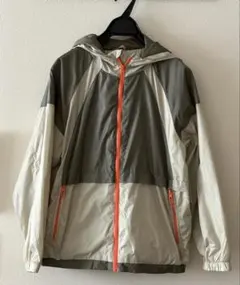 【最終値下げ】ZARA KIDSザラキッズ ナイロンパーカー152のサムネイル