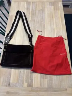 Item thumbnail for item a18c1a9b-f5d9-4a1f-9e9c-6429b7e94879