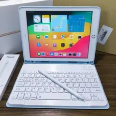 iPad 第6世代 Simフリー 32GB ケースとキーボード、タッチペン
