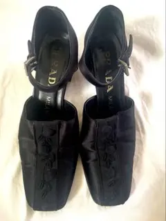 新品未使用✨PRADA プラダ　パンプス　ブラック　メタルロゴ　太ヒール　黒 2025年最新】PRADA レディース ハイヒール・パンプスの人気アイテム