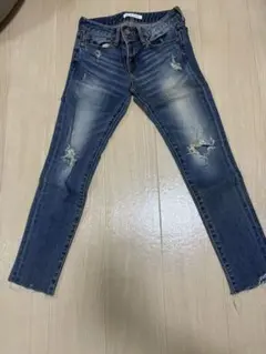 ダメージ加工ダークブルースキニージーンズ