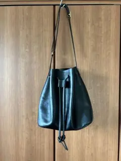 Mimi ブラックレザー バケツ型ショルダーバッグ　巾着のサムネイル