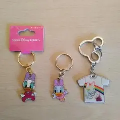 ディズニーリゾート　デイジーダック キーホルダー 3個セット