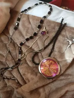 ♡ピンクのミラーととシルバーネックレス5個セット♡