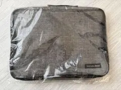 Mercedes Benzトラベルポーチセット