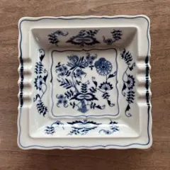 Blue Danube ブルーダニューブ　花柄四角皿 日本製