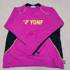 美品　ヨネックス　長袖　 Mサイズ　ソフトテニス　バドミントン