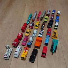 トミカ ミニカーまとめ売り　53台　廃盤、非売品多数 2025年最新】トミカのまとめ売りの人気アイテム - メルカリ