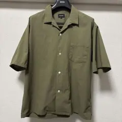 BEAMS 半袖シャツ カーキ Lサイズのサムネイル
