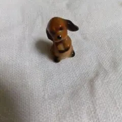 Hagen Renaker ？垂れ耳　犬 ミニチュア