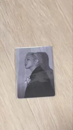 新品.未開封 G-DRAGON ジヨン Übermensch 購入特典 トレカ