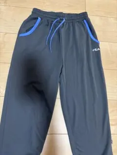 FILA グレー ジョガーパンツ サイドポケット付き