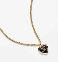 CHANEL ペンダント ネックレス ハート ゴールド　シャネル ccマークのサムネイル