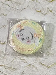 ちいかわ刺繍缶バッジ　うさぎ　未開封