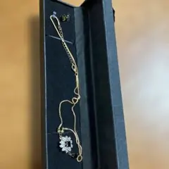 パキスタン　アクセサリー　フラワーモチーフ ネックレスとピアスセット