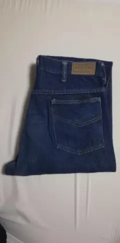 Item thumbnail for item 13f36c43-d9bb-4fbf-8cc7-a3e5b83a05d5