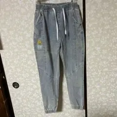 ジーパン　M サイズ