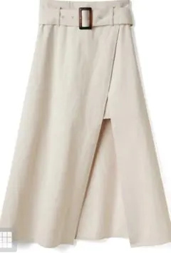 ベルト付きレイヤード風スリットスカート