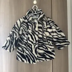 サマーセール‼️Bershkaベルシュカゼブラ柄ファーコート - メルカリ