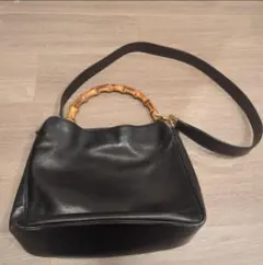 ミ*ュ様 GUCCI ブラックレザーハンドバッグ