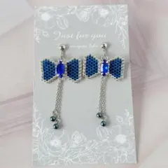 青いリボンのイヤリング　ハンドメイド　ピアス変更可　匿名配送　No.870