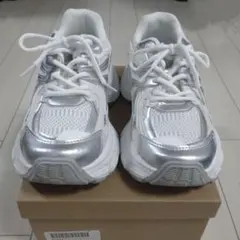 【美品】　厚底スニーカー　ホワイト シルバー
