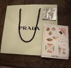 PRADA ショップ袋とシールとサンプルのセット